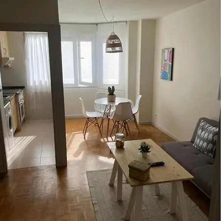Precioso Apartamento Soleado, Recien Amueblado En Gijón Buitenkant foto